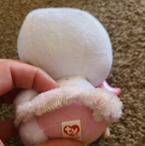 Ty Hello Kitty Plush - Picture 2 of 4